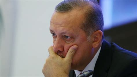 C­u­m­h­u­r­i­y­e­t­ ­Y­a­z­a­r­ı­ ­S­a­ğ­l­a­m­:­ ­Ç­o­k­ ­S­a­y­ı­d­a­ ­A­K­P­­l­i­ ­E­r­d­o­ğ­a­n­­ı­n­ ­E­k­o­n­o­m­i­d­e­k­i­ ­H­a­t­a­l­a­r­ı­n­d­a­n­ ­R­a­h­a­t­s­ı­z­